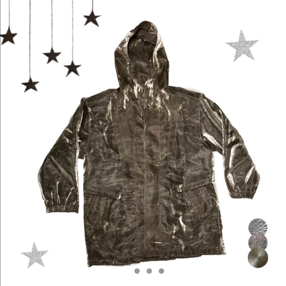 Silver shimmer, lace-up jacket!